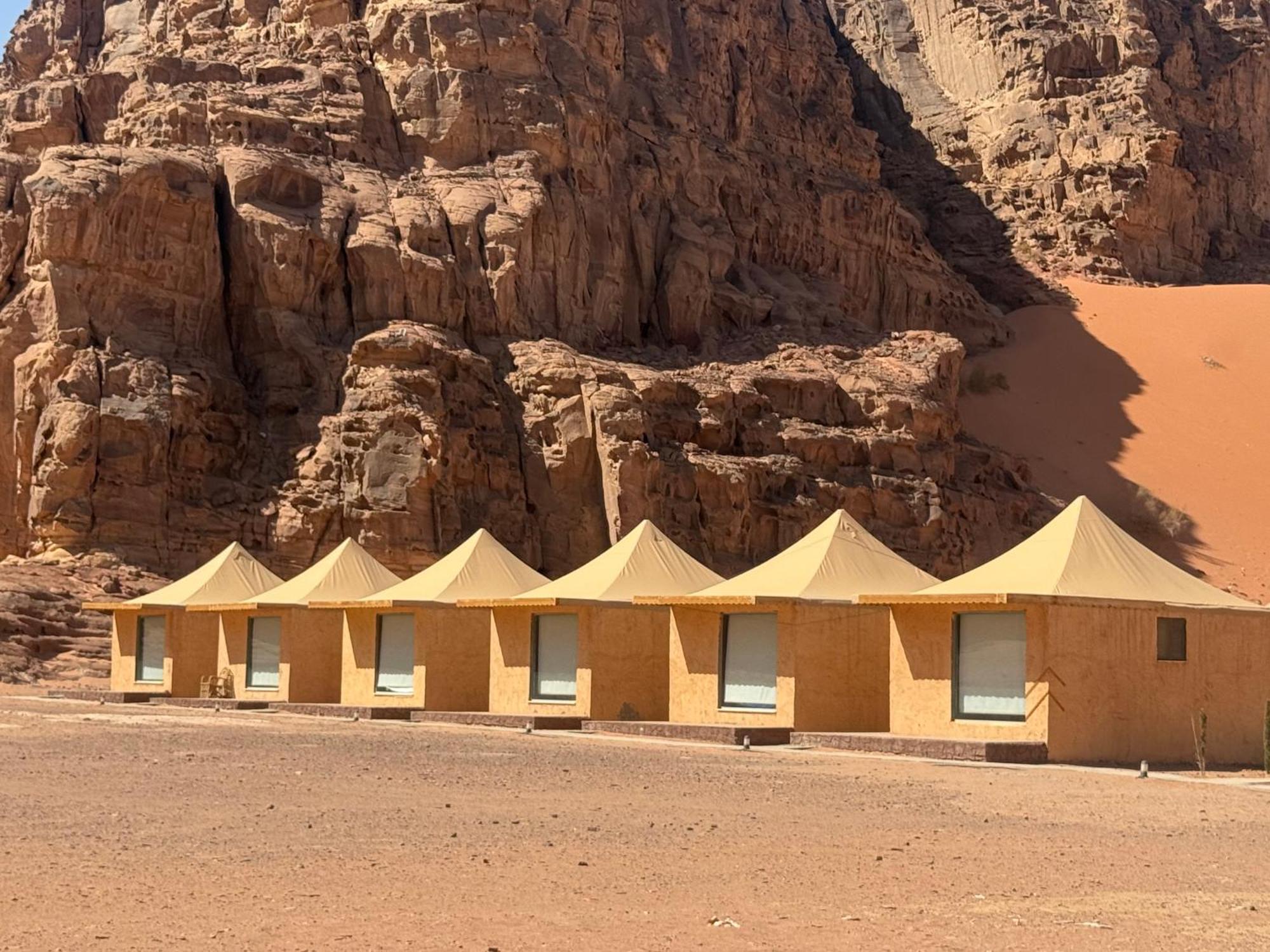 Rum Luxury Camp Wadi Rum Exteriér fotografie