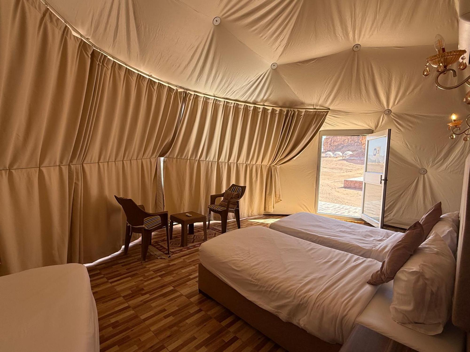 Rum Luxury Camp Wadi Rum Exteriér fotografie