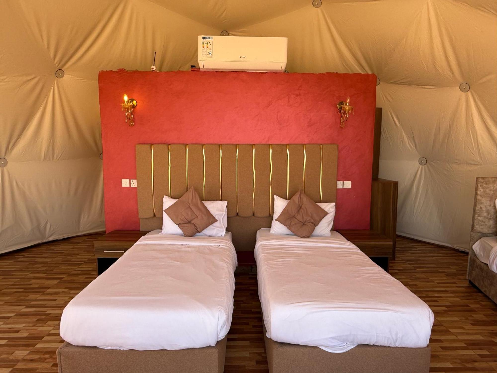 Rum Luxury Camp Wadi Rum Exteriér fotografie