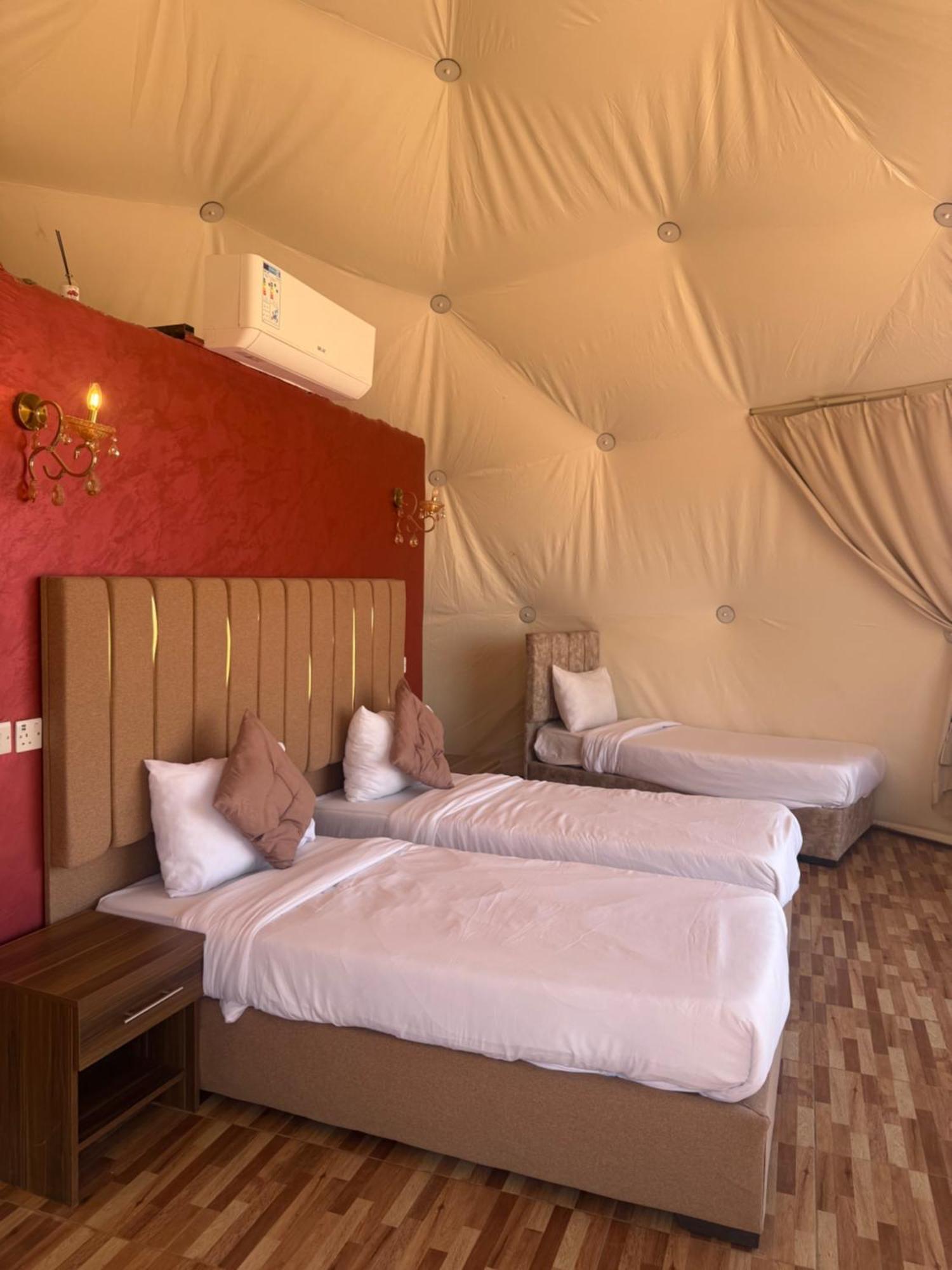 Rum Luxury Camp Wadi Rum Exteriér fotografie